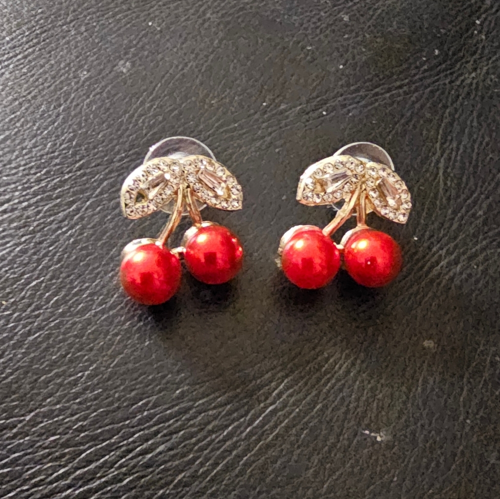 Elegant Red Cherry Faux Pearl and Rhinestone Earrings New Without Tags - Picture 1 of 6